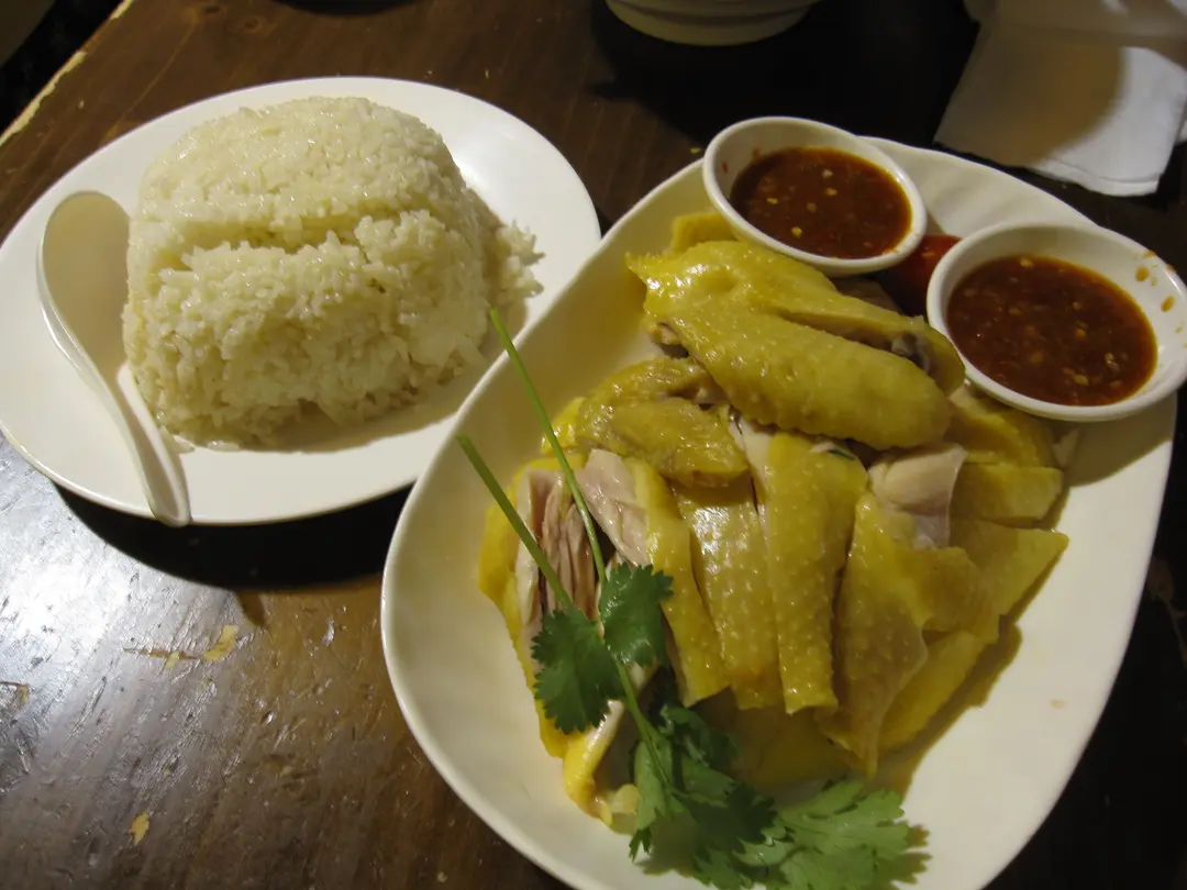 半只海南鸡加一碗鸡油饭