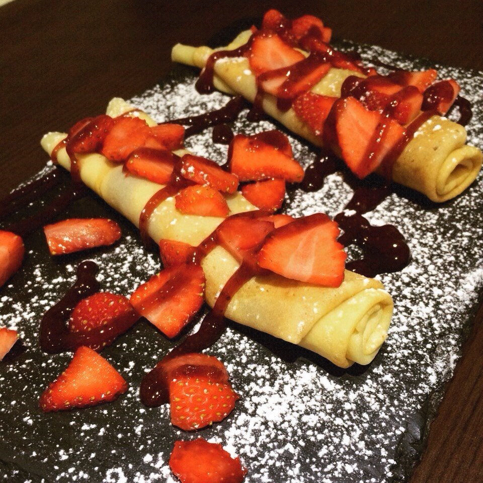 strawberry crepe