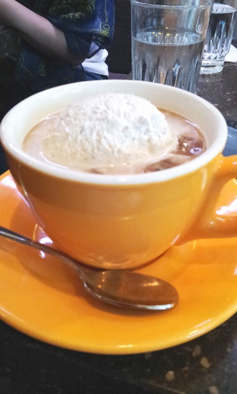 特調芝麻冰咖啡 - 銅鑼灣的咖啡弄