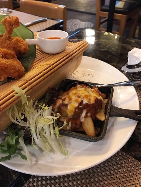 焗芝士肉醬薯角配芥末酸忌廉 - 沙田的Explorer Fusion Restaurant