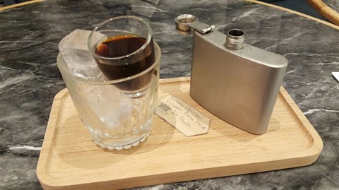 冰滴巴拿馬咖啡 - 尖沙咀的Joō de Rolls