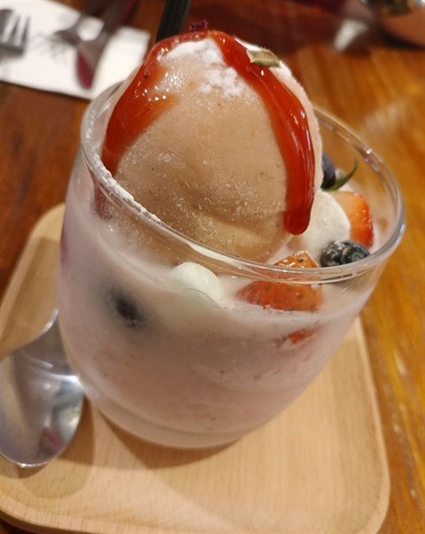 士多啤梨乳酪冰露 - 荃灣的Aroma Dessert Cafe