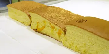 尖咀新开香喷喷古早味蛋糕   黄金咸蛋味香港限定（有片）