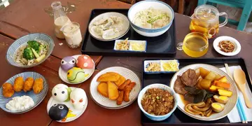 坐喺课室食台菜！尖沙咀新开怀旧主题餐厅（有片）