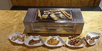西环揾食！60品高质烧肉放题配海鲜拼盘（有片）