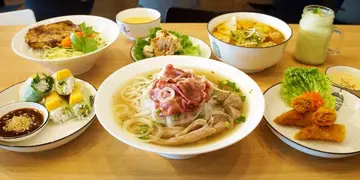 多倫多知名越式Pho店  銅鑼灣插旗