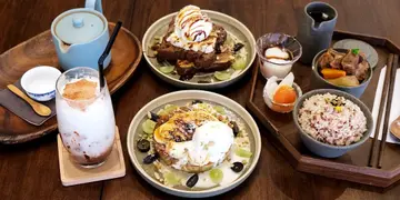 叹麻糬班戟+一汁三菜和食 旺角新开天台咖啡店（有片）