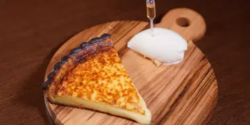 中环新开西班牙餐馆 香浓肉眼扒+blue cheese蛋糕