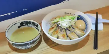 黄埔亲民拉面小店   新出11月限定广岛蚝沾面   连汤底都系蚝肉熬制！