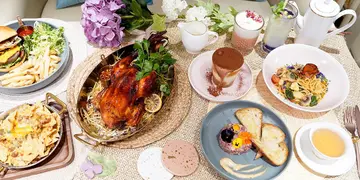 打卡必去！曼谷超人气粉红餐厅Lady Nara登陆尖沙咀 香港店限定龙虾冬荫意粉