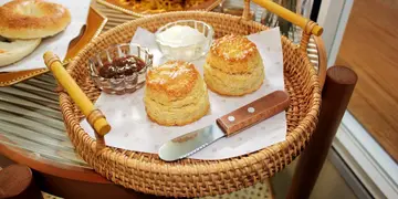 日賣100件！新鮮出爐手工鬆餅 網店進駐中環開兩層高Cafe