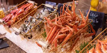 【高质金钟酒店自助午/晚餐82折起】晚市送特色海鲜料理+甜品 