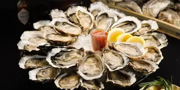 【识食攻略】抵食新鲜生蚝 惹味海鲜料理