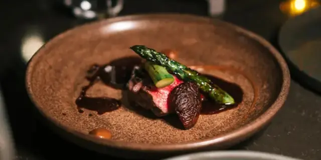 香港4大親民Fine Dining推介 必食紅蝦意粉/自家熟成牛扒/無敵海景