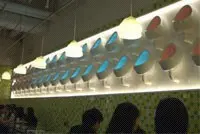 牆上的尿兜