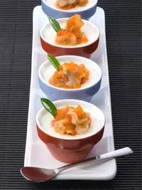 帶子香檳慕絲