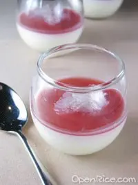 燕窩士多啤梨果凍
