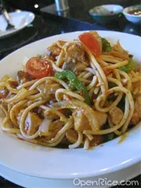 四川宮保雞肉意粉