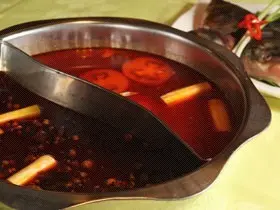 麻辣火鍋袪潮濕