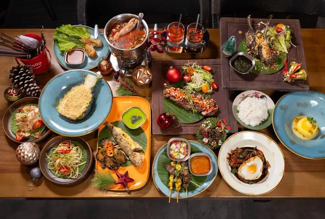 Tsim Sha Tsui East Night View – Spend Christmas and New Year's Eve with You! 