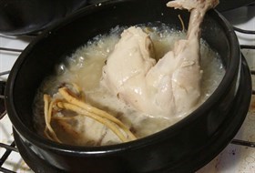韓國人參雞湯