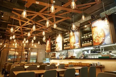 Bingo & Cook (駱克駅)