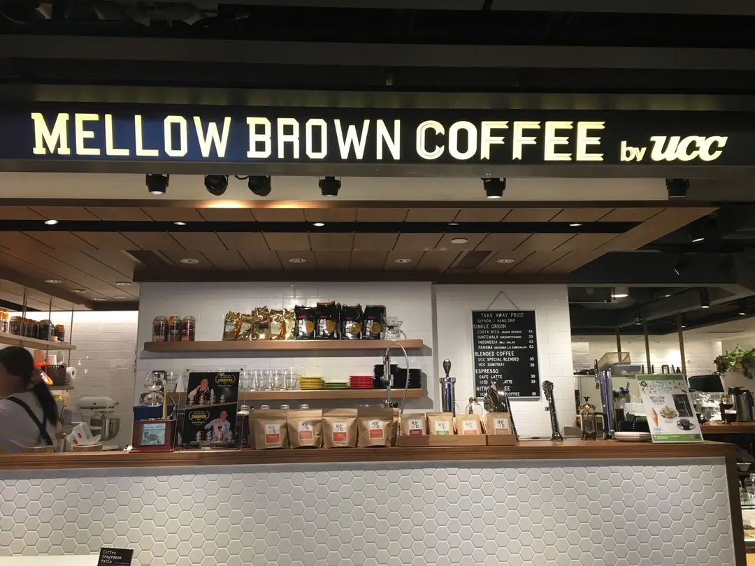 MELLOW BROWN COFFEE by UCC