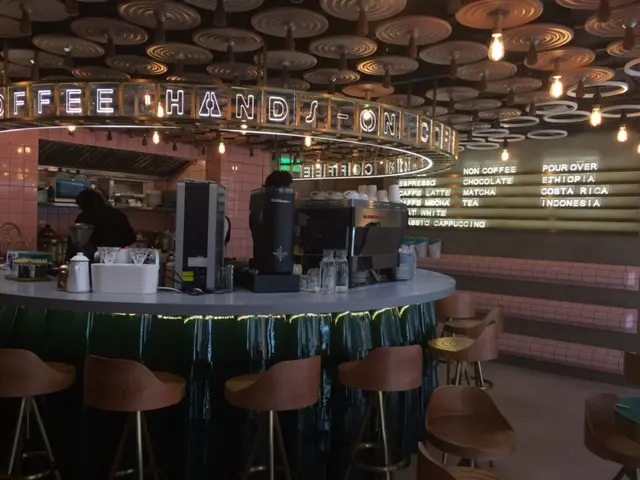 Hands-On Coffee