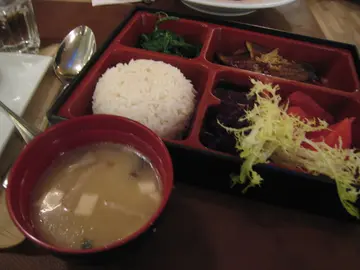 鳗鱼饭
