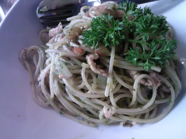 煙三文魚意粉香草汁