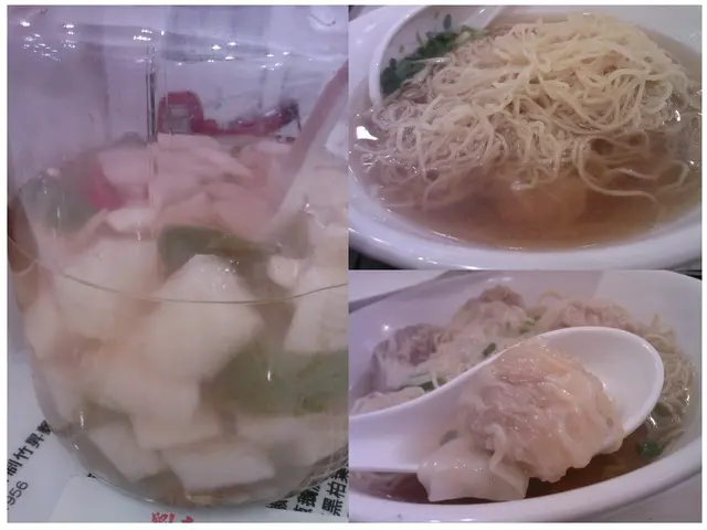 醃蘿蔔及雲吞麵