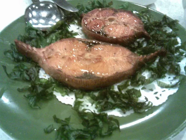 正 味道一般，似住家菜味道！