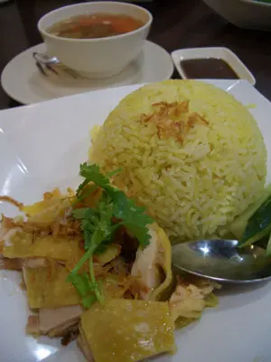 很一般的海南雞飯