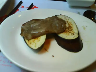 燒好既食物(牛脷同茄子)