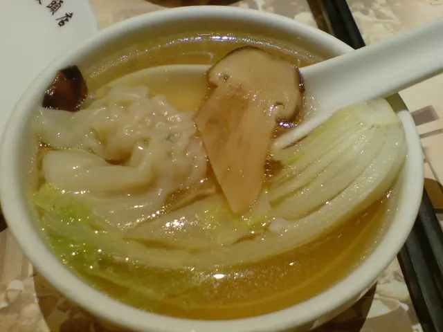 松茸雲吞雞 (半隻), 其中一碗 :p