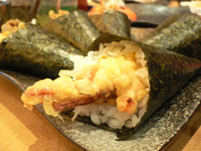 大大件軟殼蟹手卷