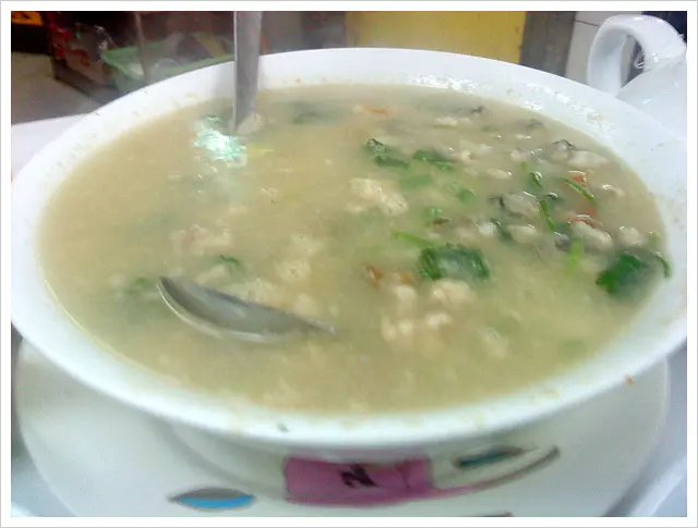 方魚肉碎蠔仔粥