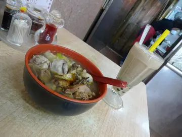 麻辣豬面肉 貢丸 綠茶河粉 + 麻香珍珠奶茶 $29