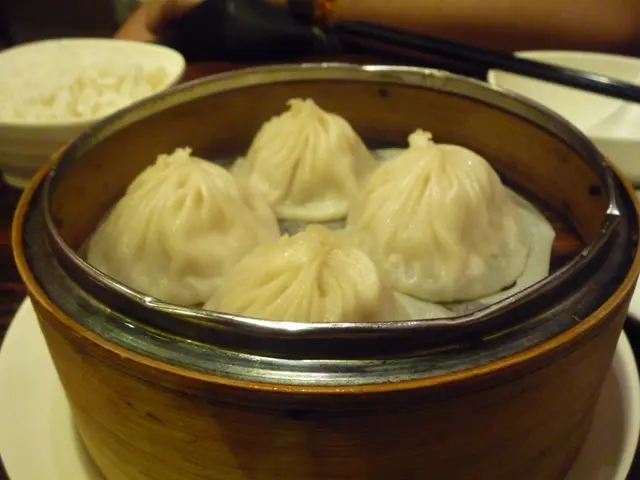 招牌小籠包   $18