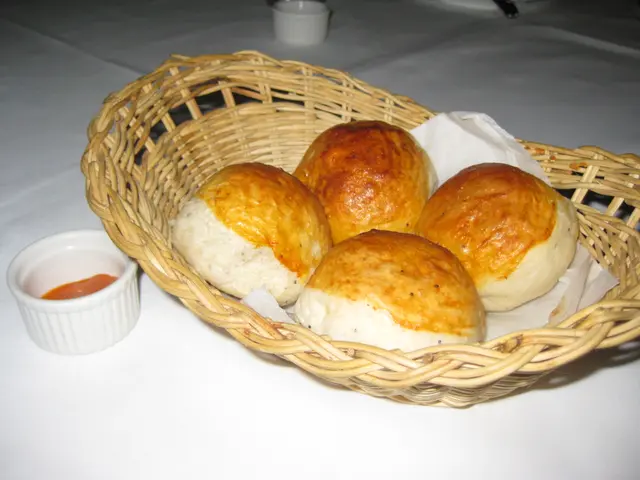 自製麵包配蕃茄牛油