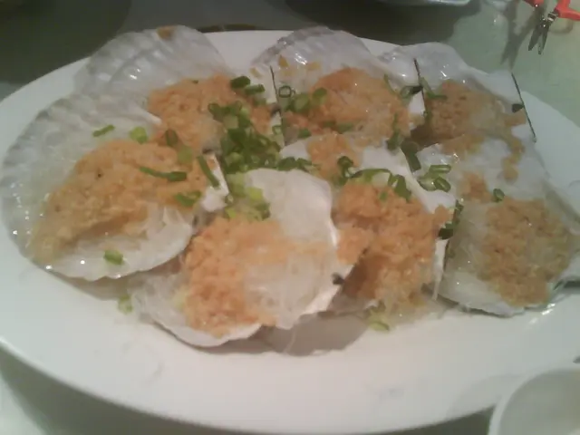 蒜蓉粉絲蒸帶子