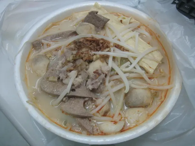 泰式酸辣米線