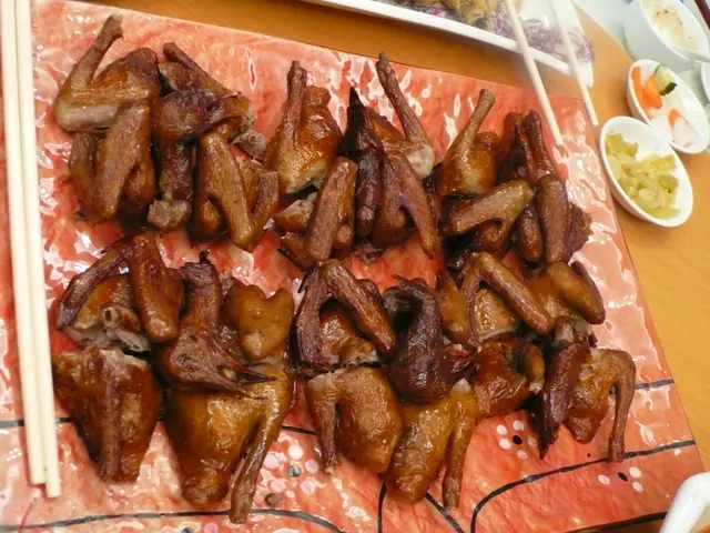 紅燒乳鴿(有八款口味選擇,獨愛紅燒)