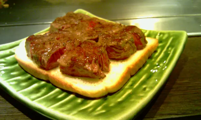 放火表現成品-鐵板牛肉