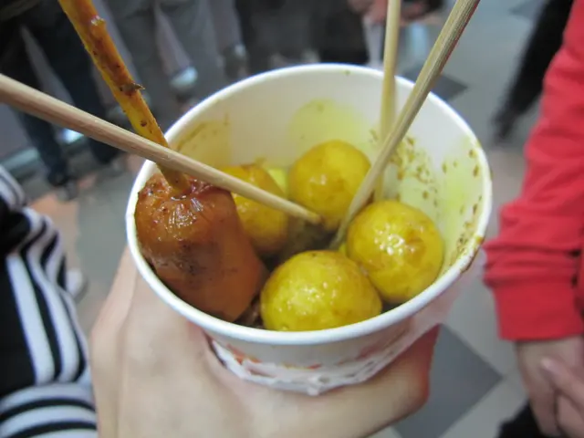 咖哩魚旦, 燒賣, 腸仔