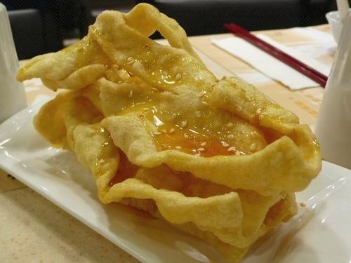 Djah Daan San (炸蛋散) - a Cantonese snack made with flour, eggs and lard