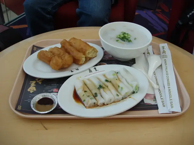 粥底夠甜，蝦米腸夠滑，油條太硬太油