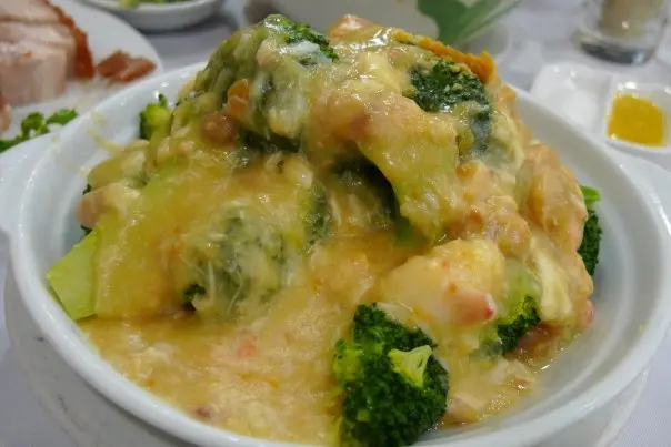 金沙蟹粉扒西蘭花