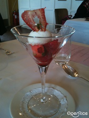 My lovely strawberry dessert! - One Thirty-One in Sai Kung 