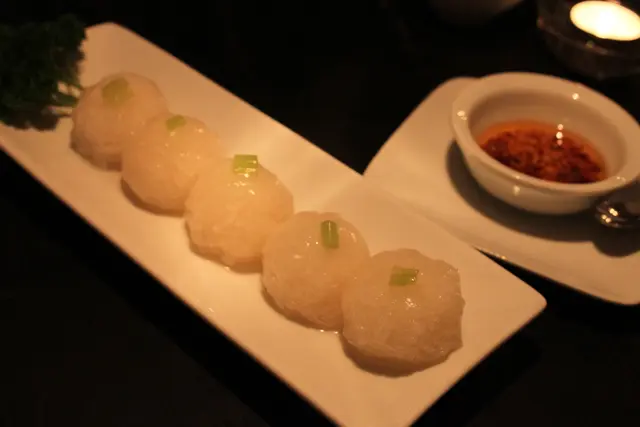 蒸蘿蔔丸子